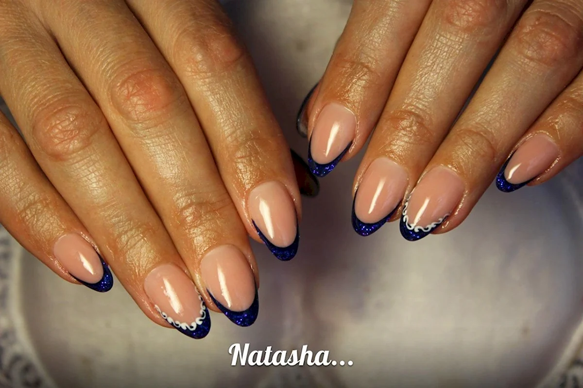 Синий френч миндаль