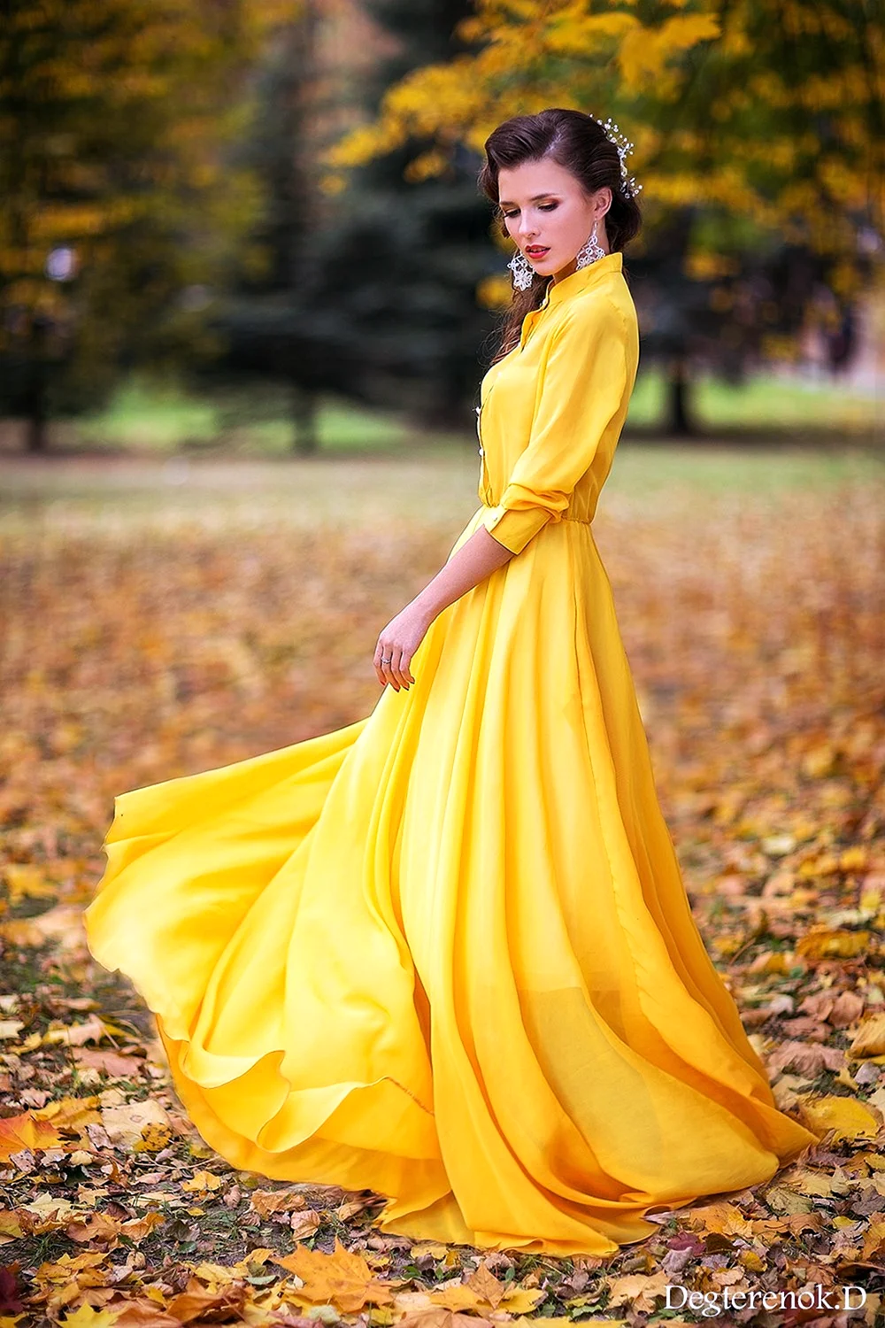 Желтое платье