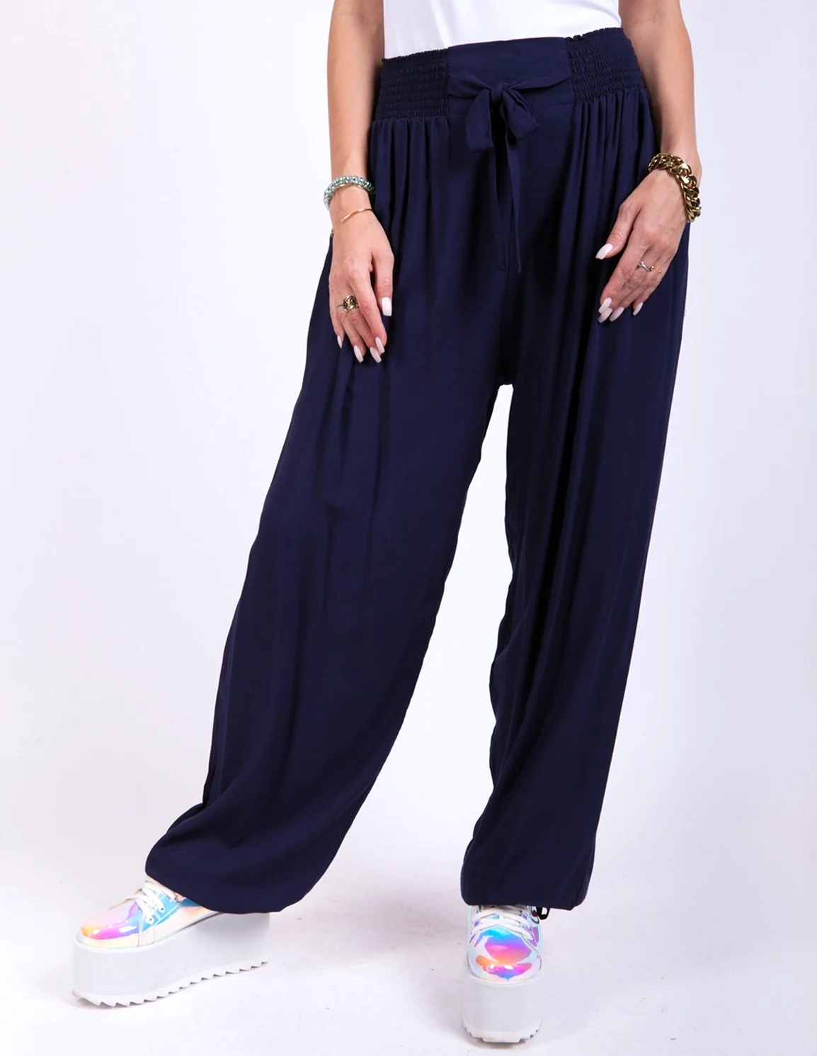 Свободные штаны женские на резинке