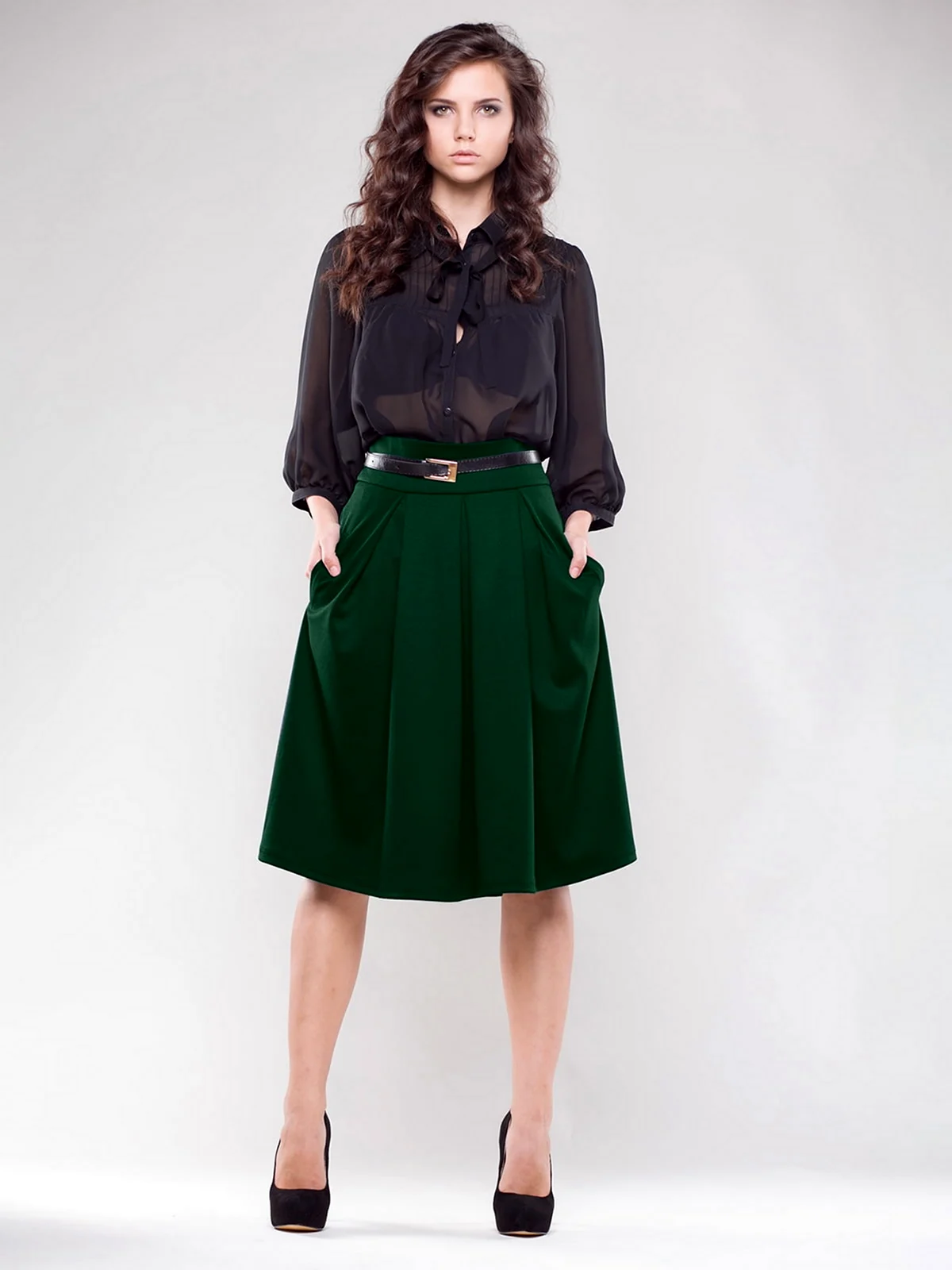 Юбка атласная миди изумруд