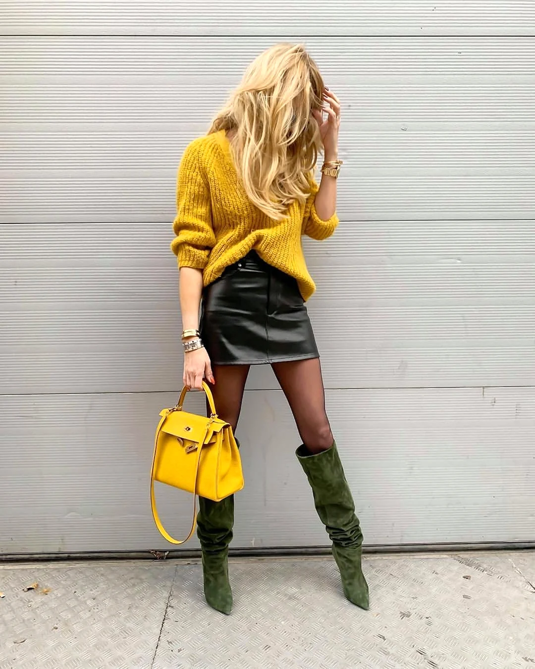 Стильные образы в горчичных тонах