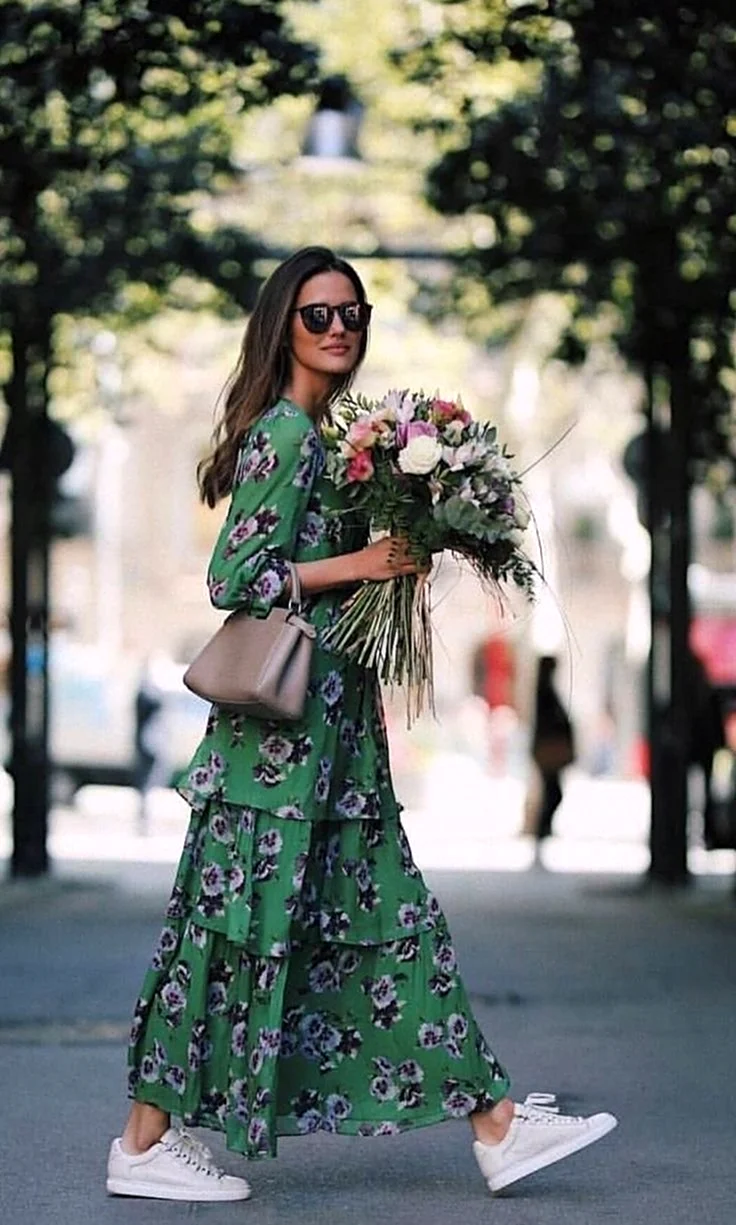 Образ с цветочным платьем