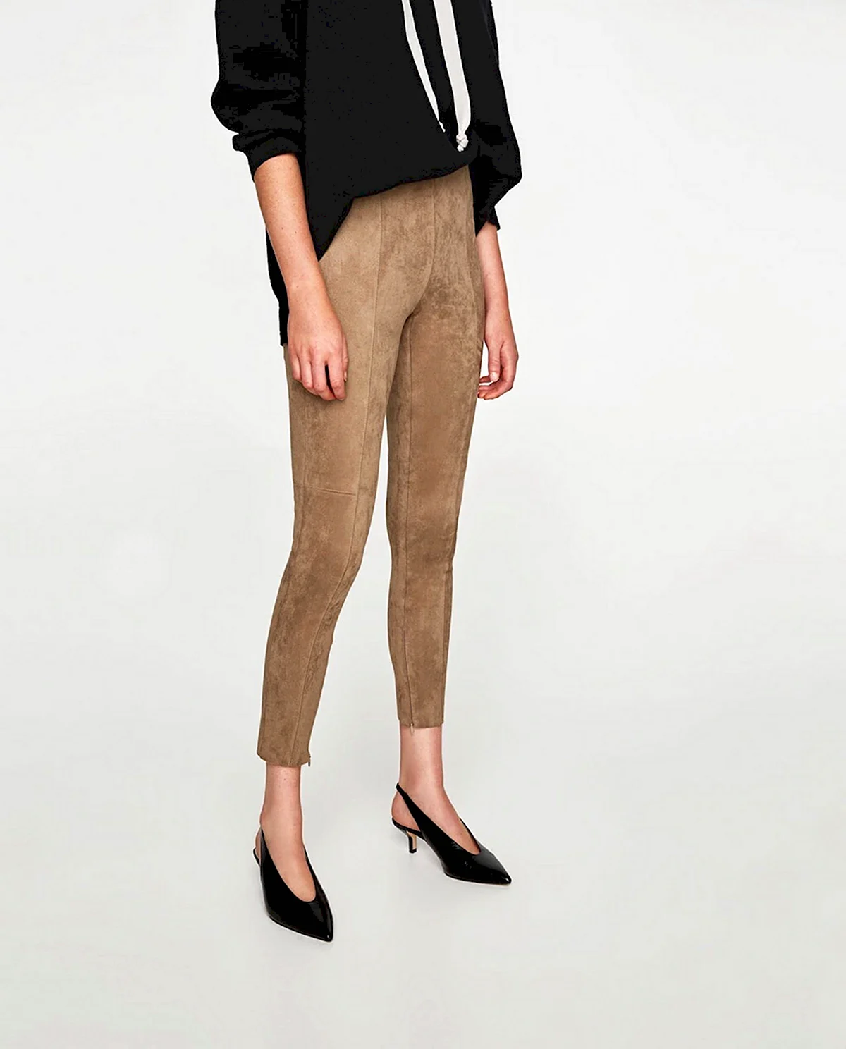 Брюки из замши Zara