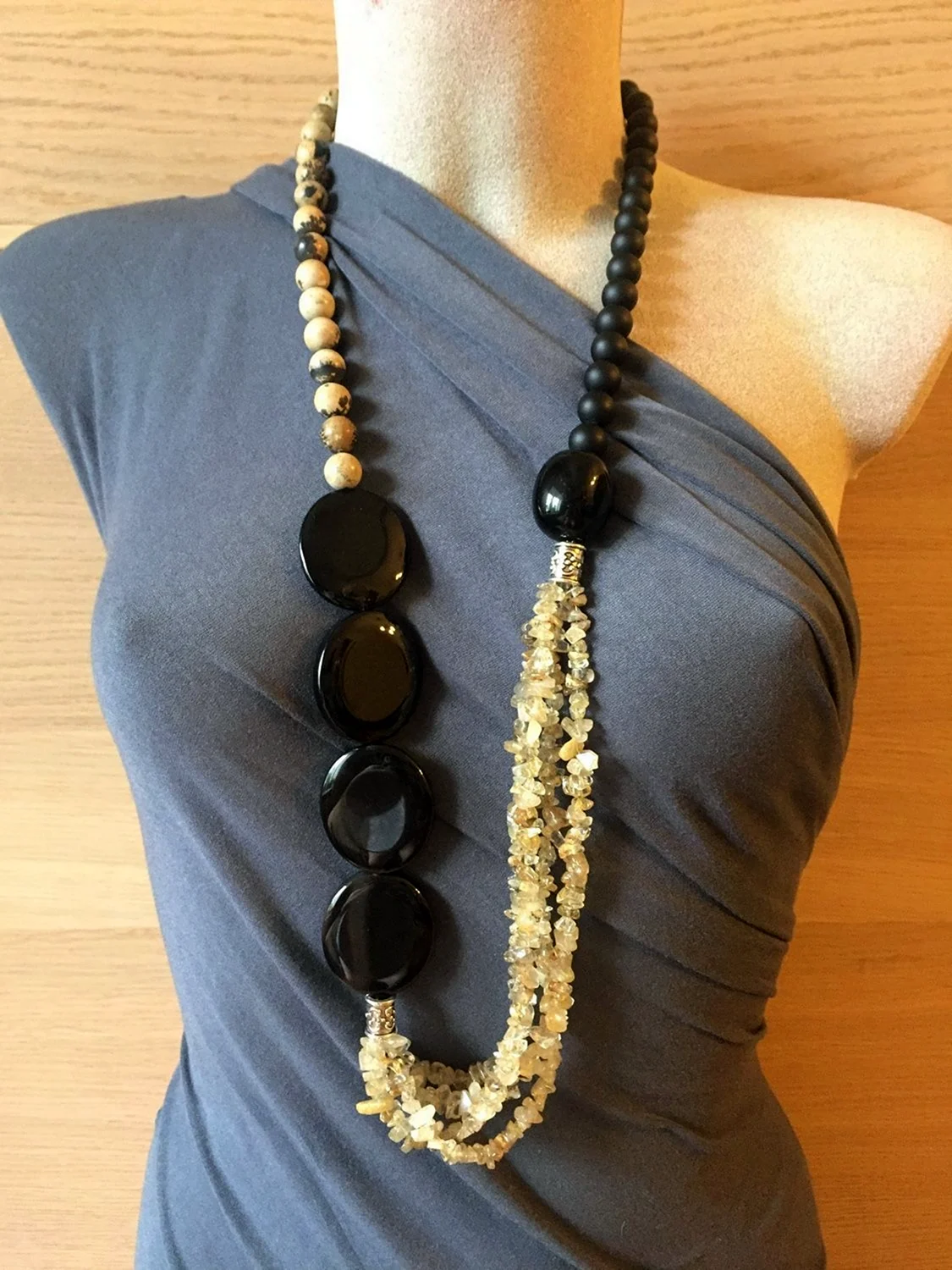 Длинные бусы