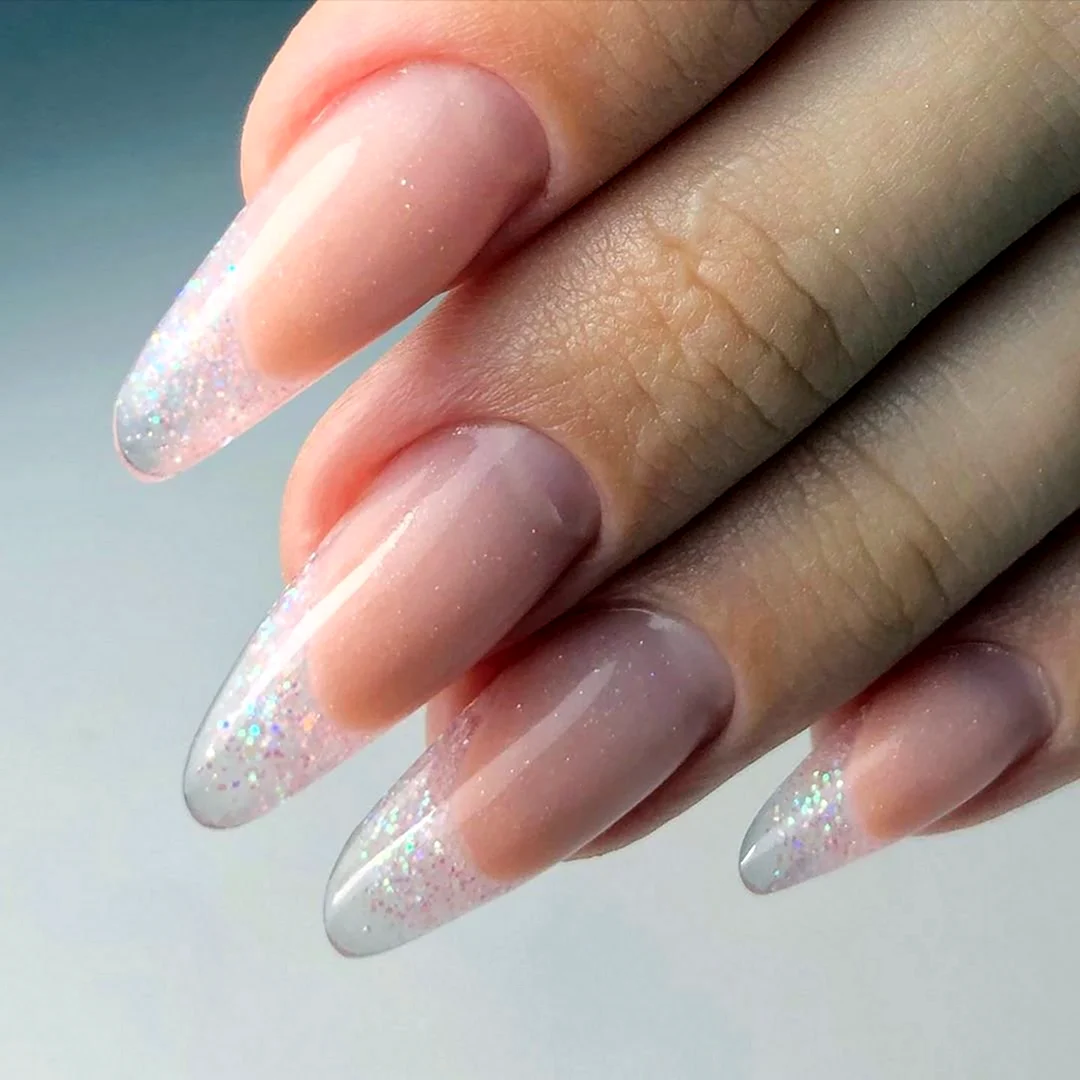 Прозрачные ногти