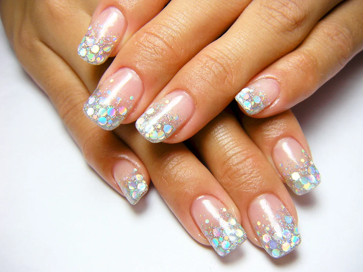 Прозрачные ногти