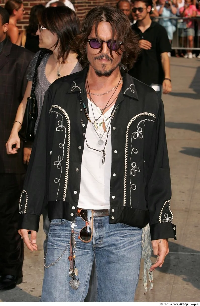 Джонни Депп в куртке