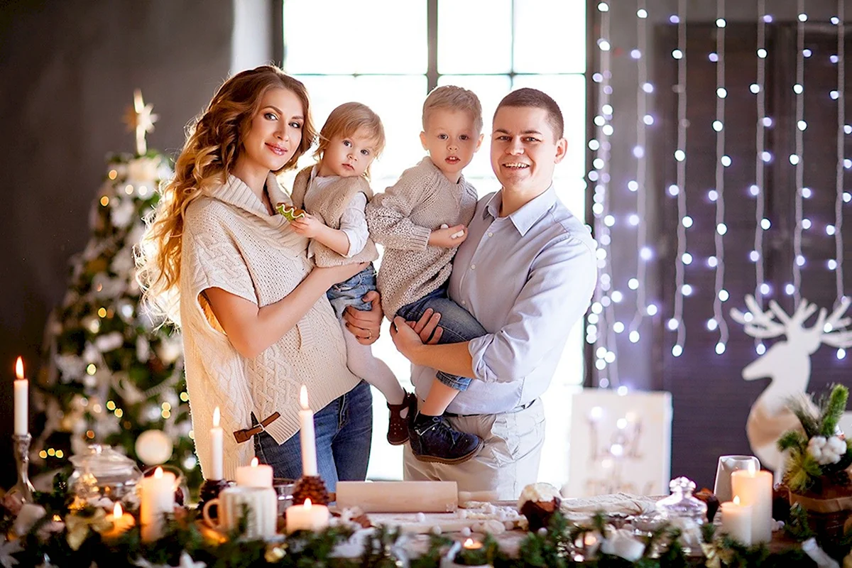 Семейная фотосессия в студии