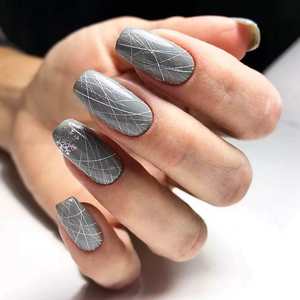 Серые ногти