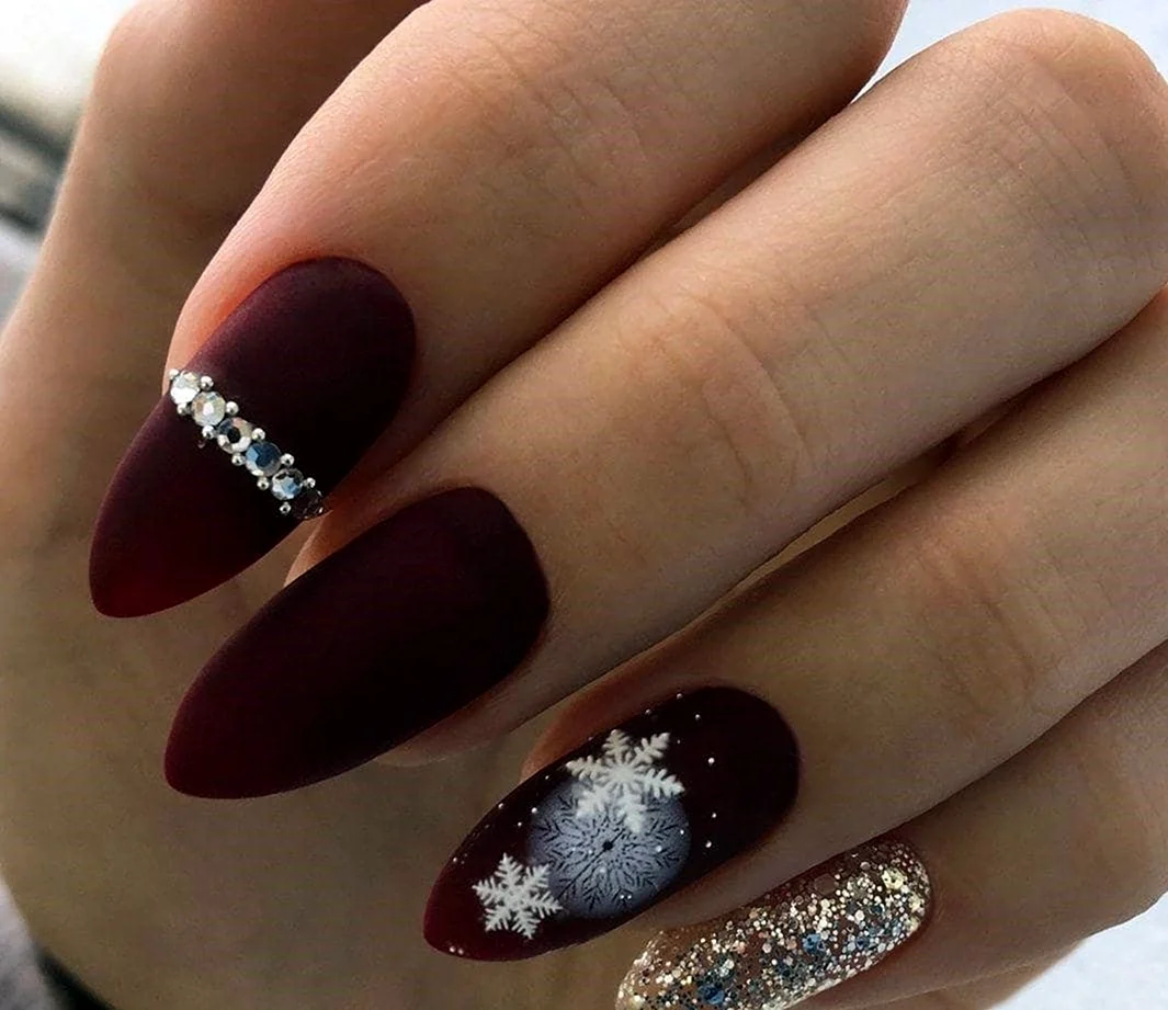 Ногти январь 2022