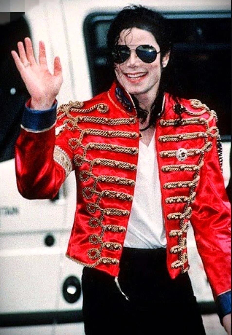 Майкл Джексон