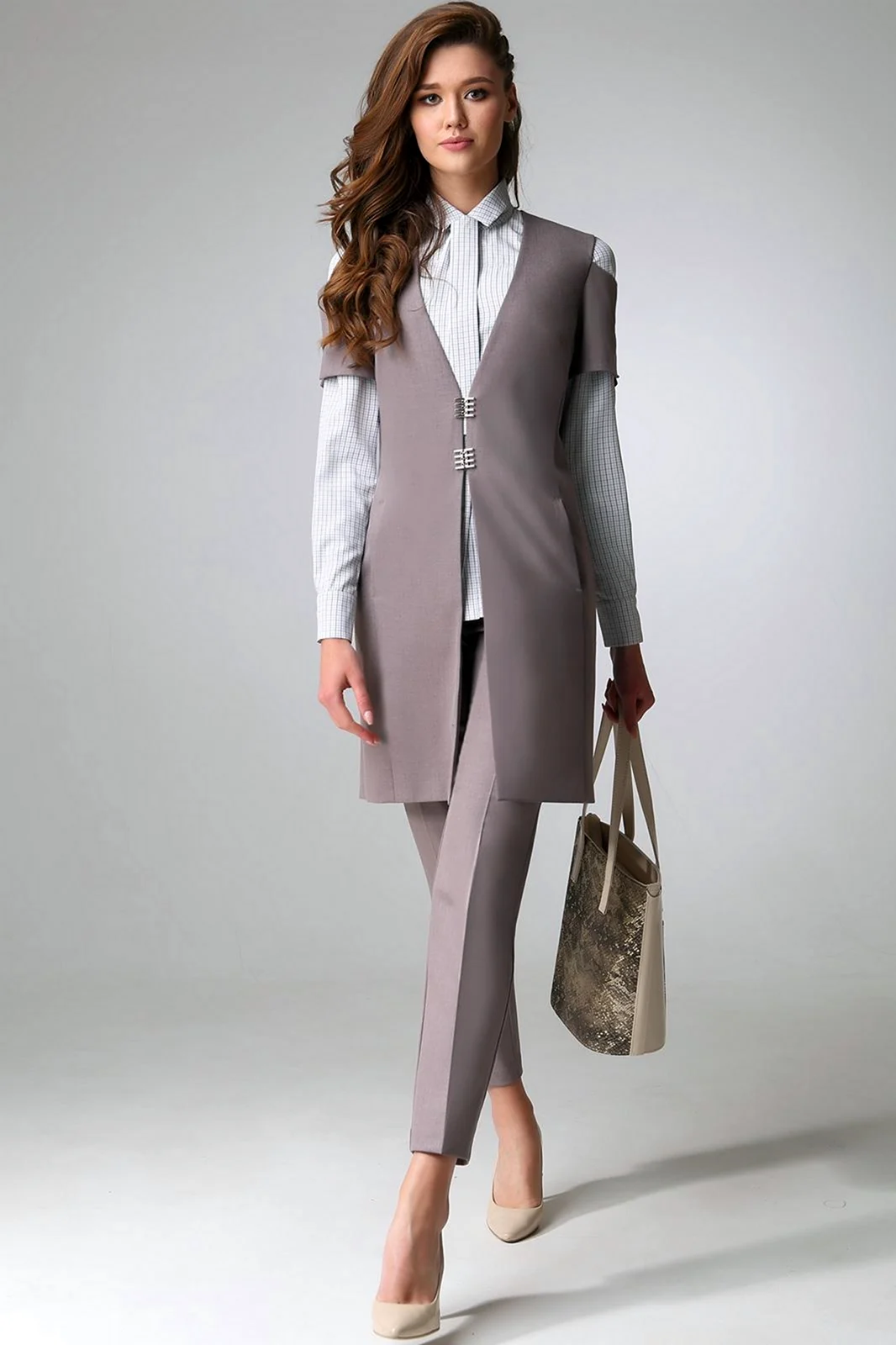 Костюм с удлиненным жилетом