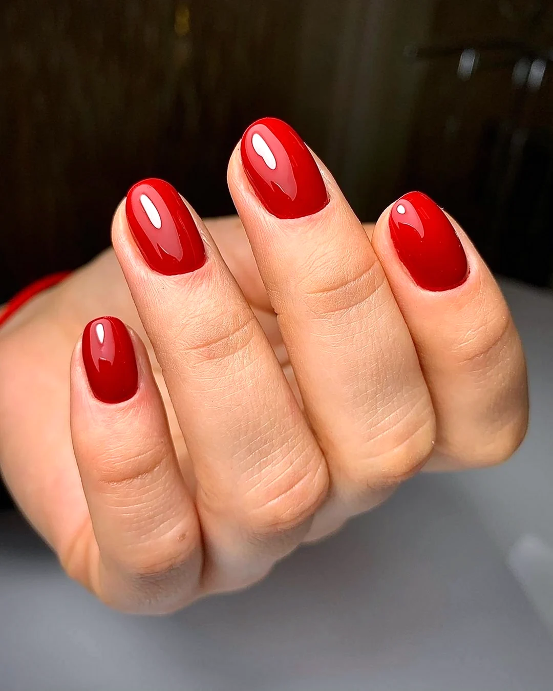 Ногти короткие