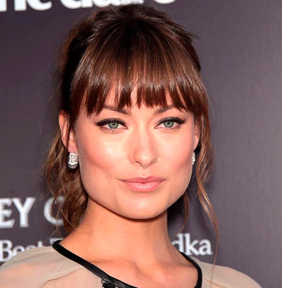 Оливия Уайлд с челкой