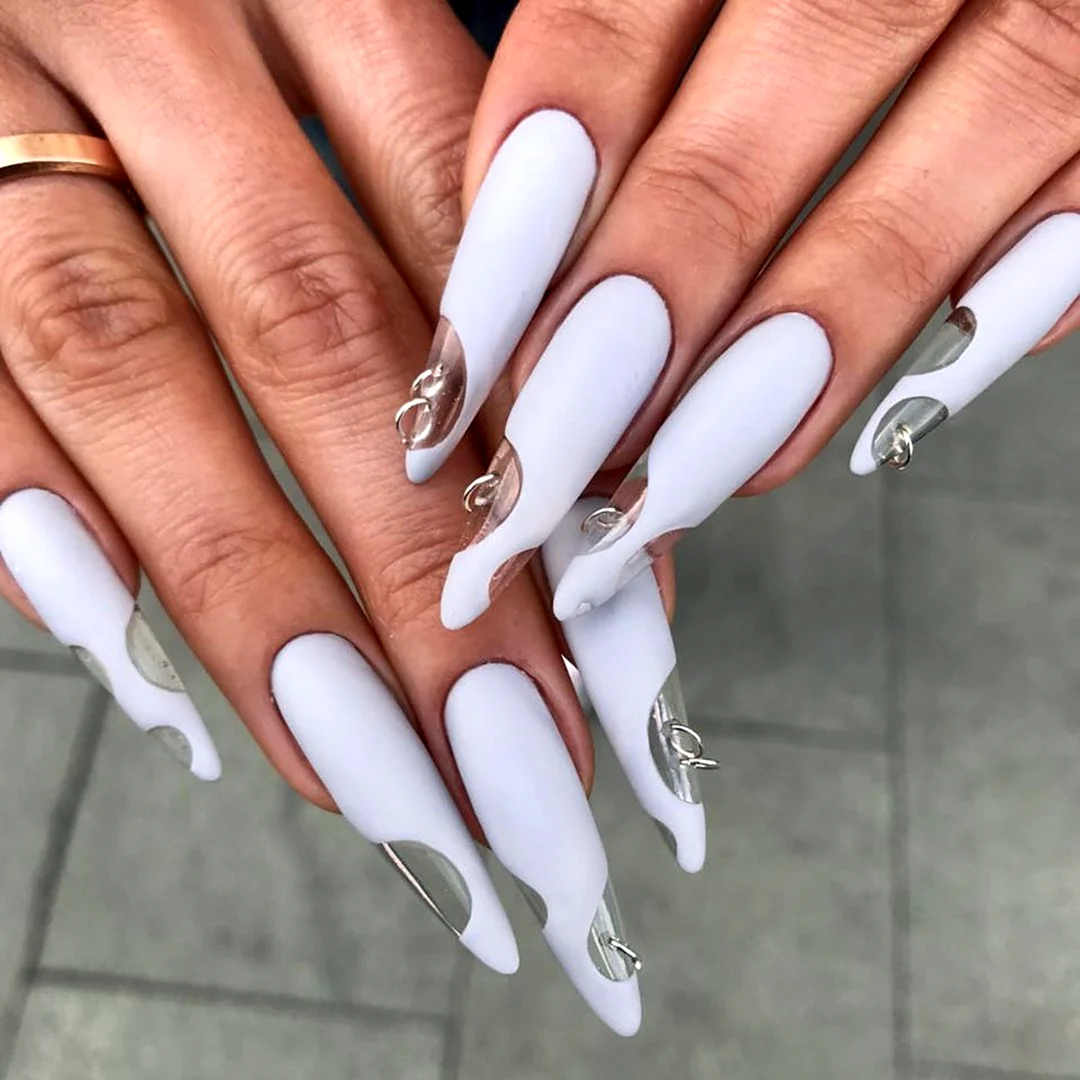 Белые длинные ногти дизайн