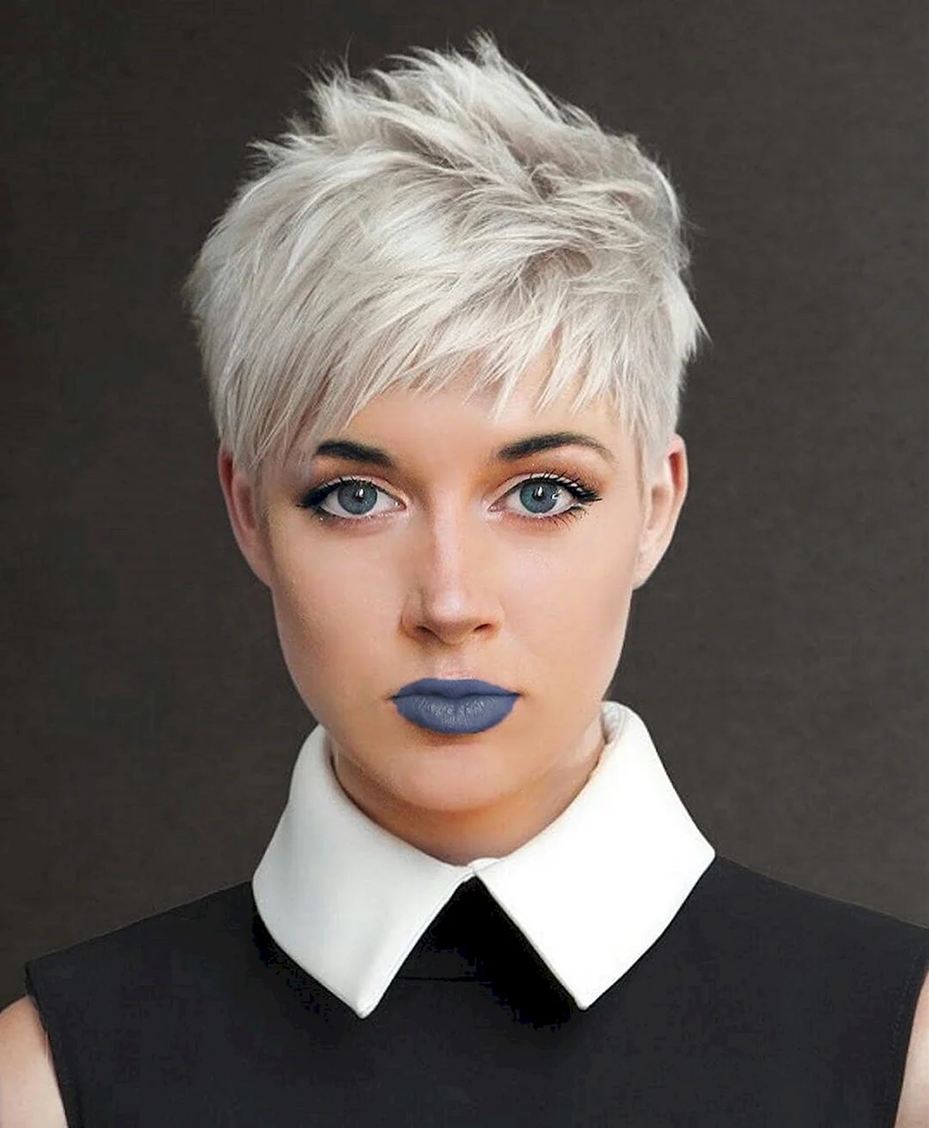 Стрижка Пикси Калманович