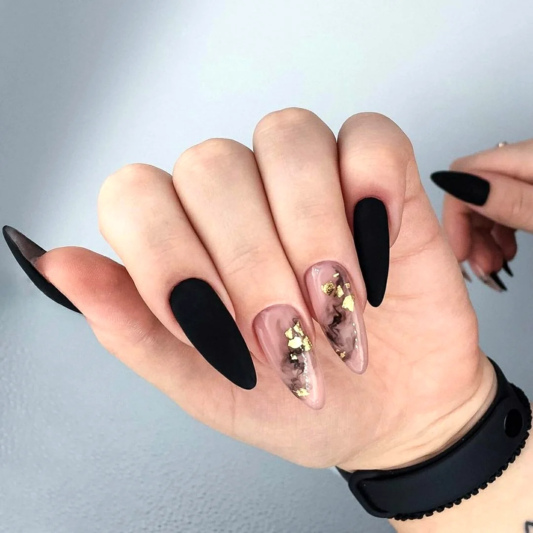 Ногти миндаль молодёжные