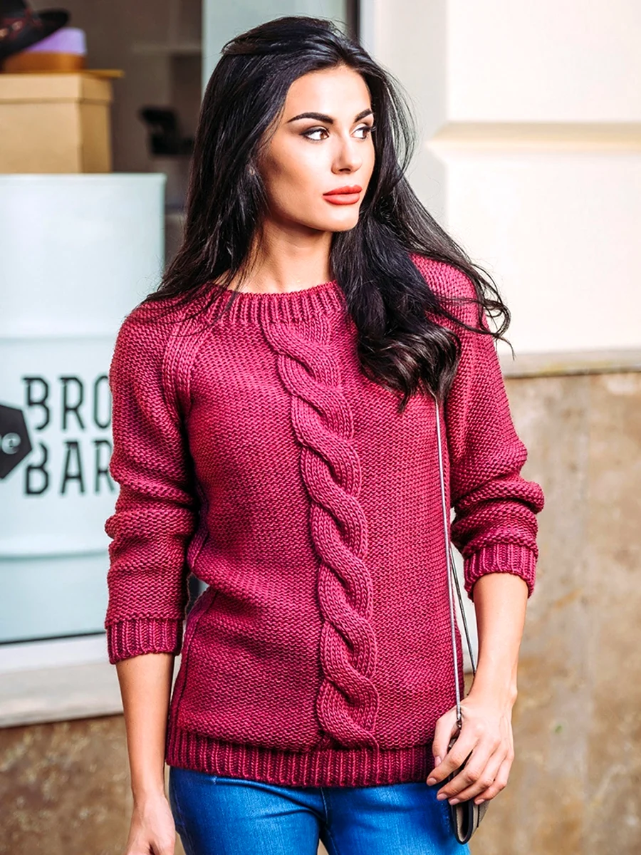 Свитер женский