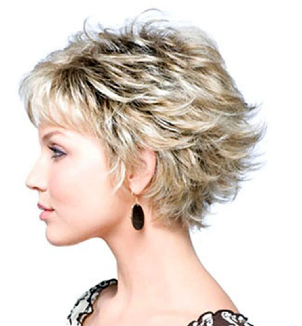 Стрижка Гаврош Боб на короткие волосы