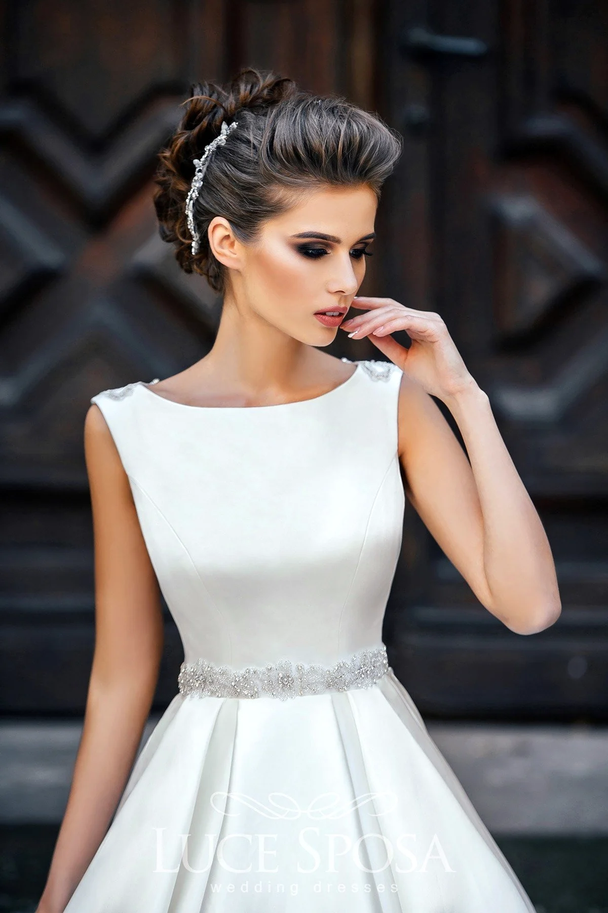 Прически к платью