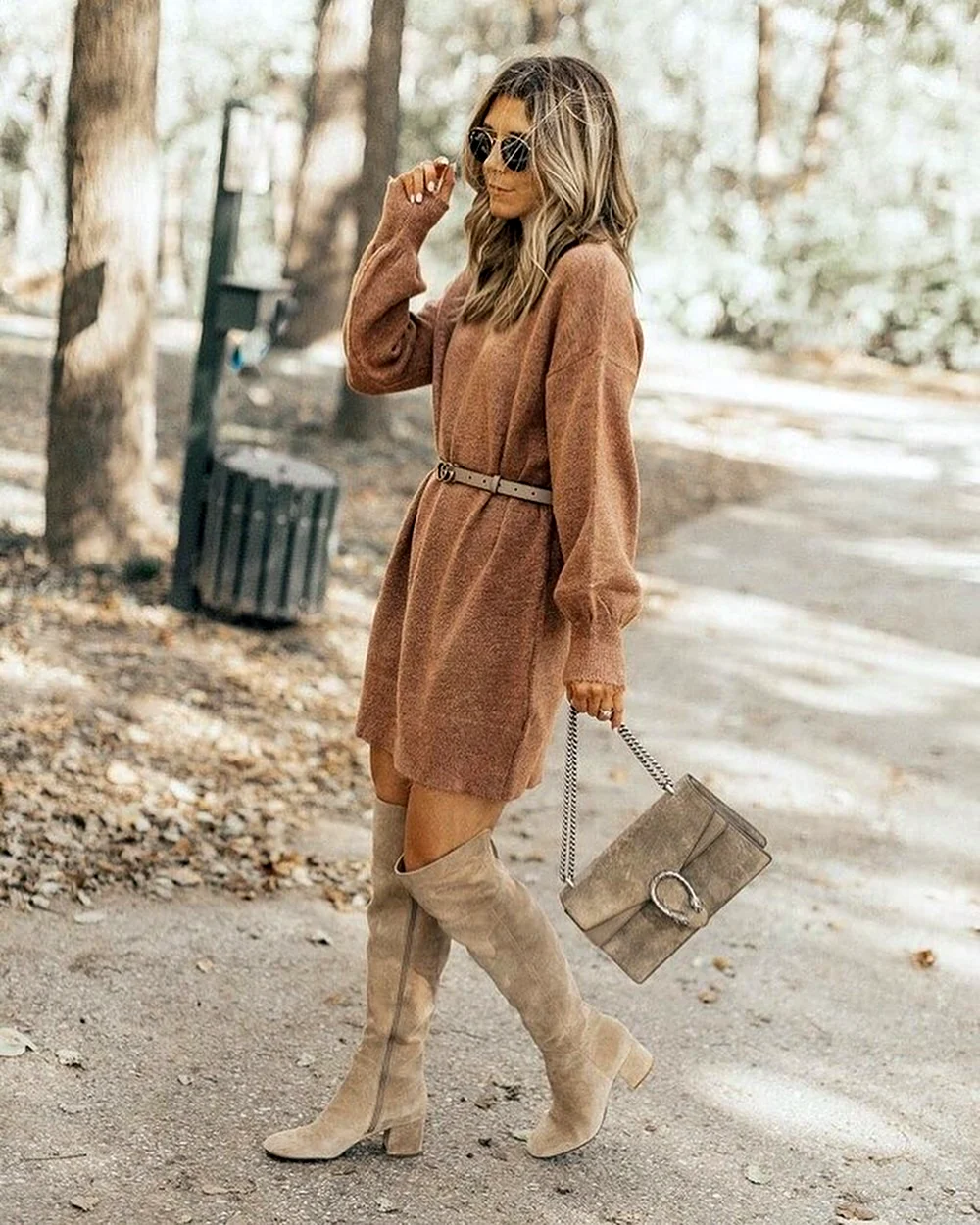 Образы с бежевыми сапогами