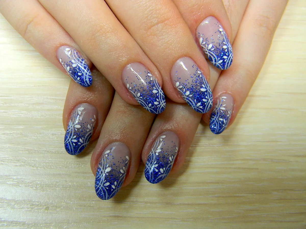 Зимний маникюр