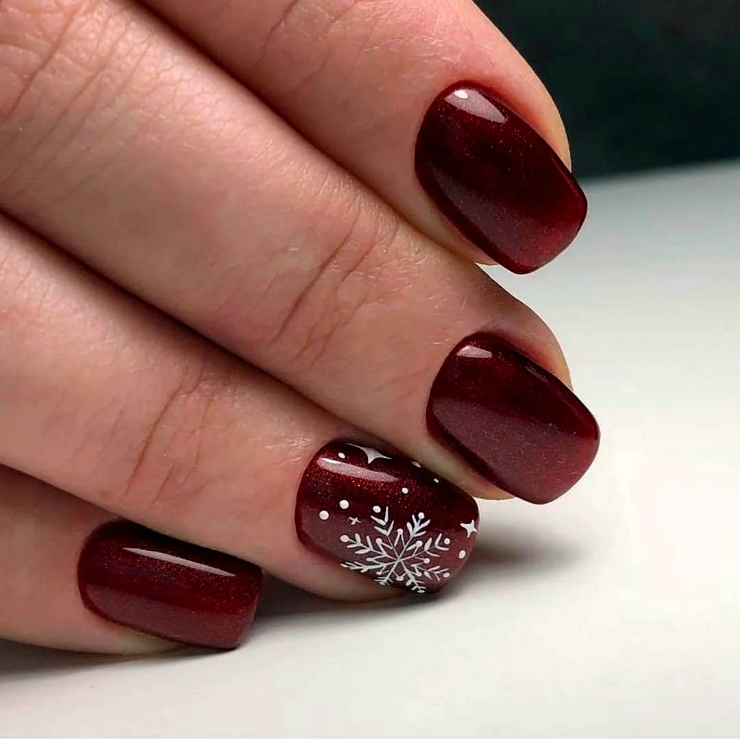 Маникюр бордо марсала бургунди