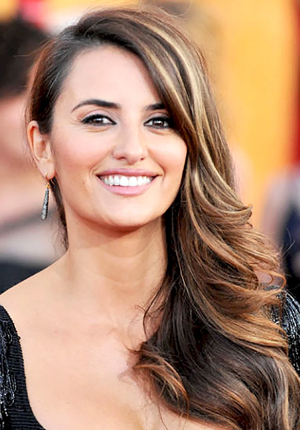 Пенелопа Крус волосы