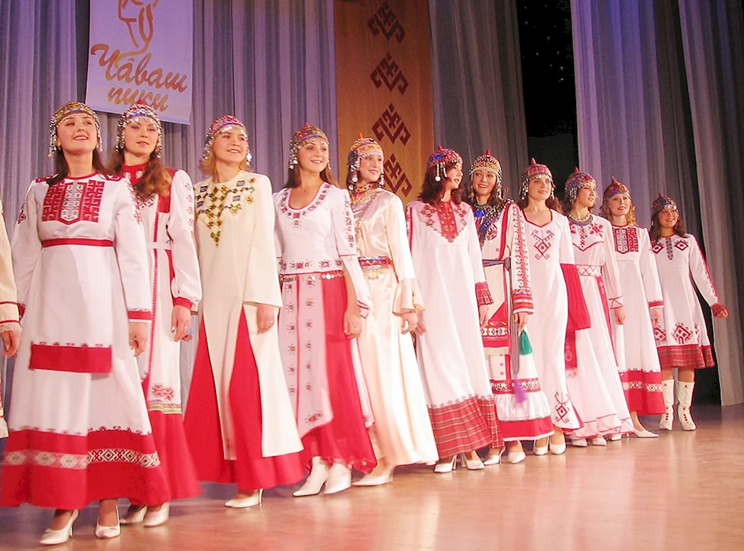 Чувашские платья современные