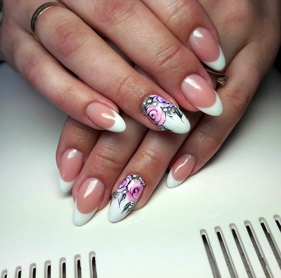 Весенний френч на длинные ногти