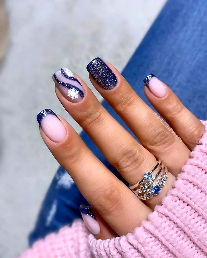 Ногти на новый год 2022