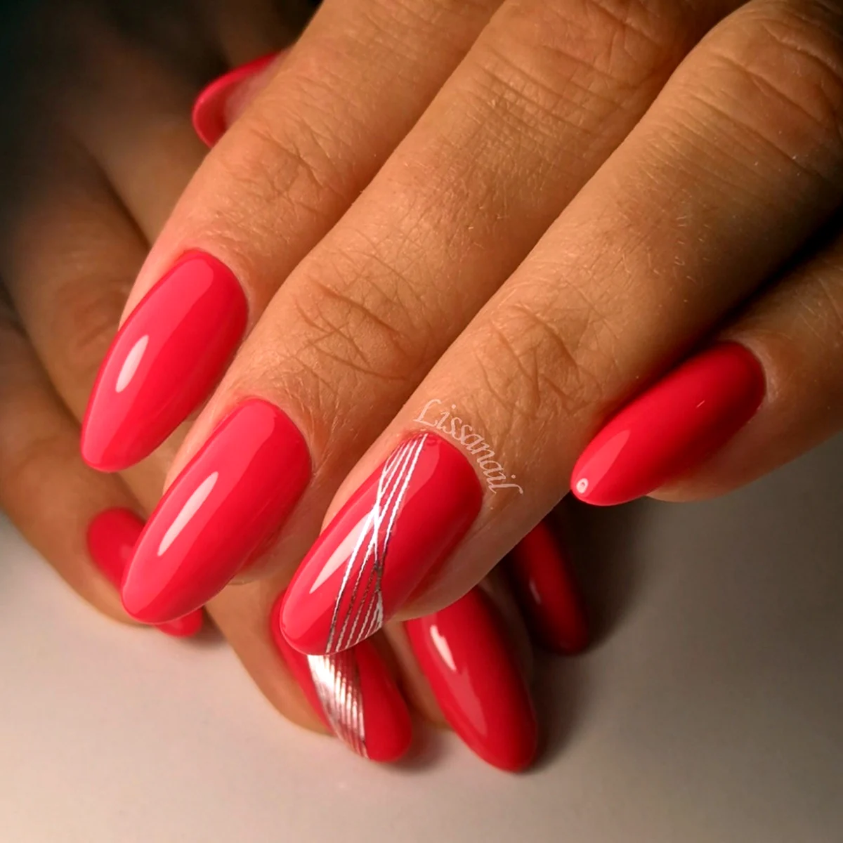 Красный миндаль 2022