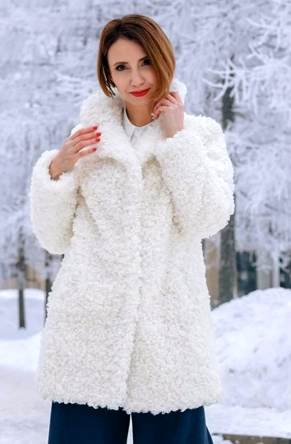 Шубка из искусственного меха барашек