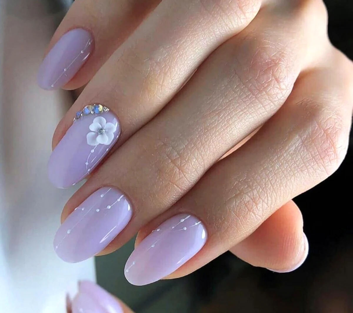 Нежный маникюр