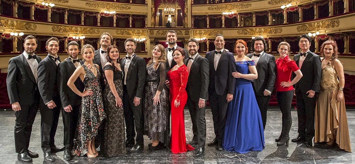 Ла скала дресс код