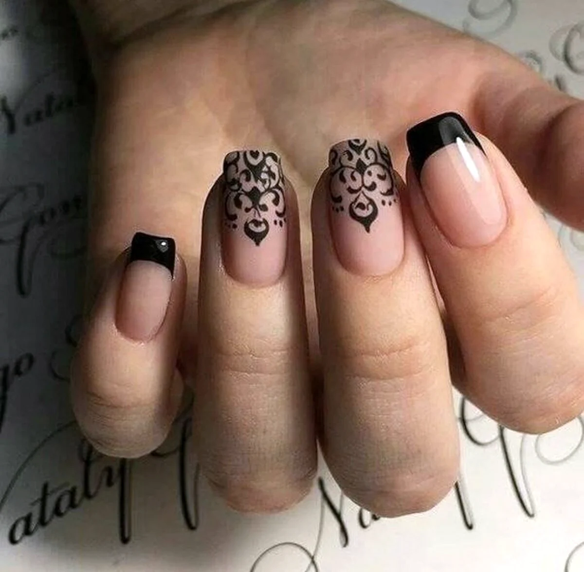 Черный френч