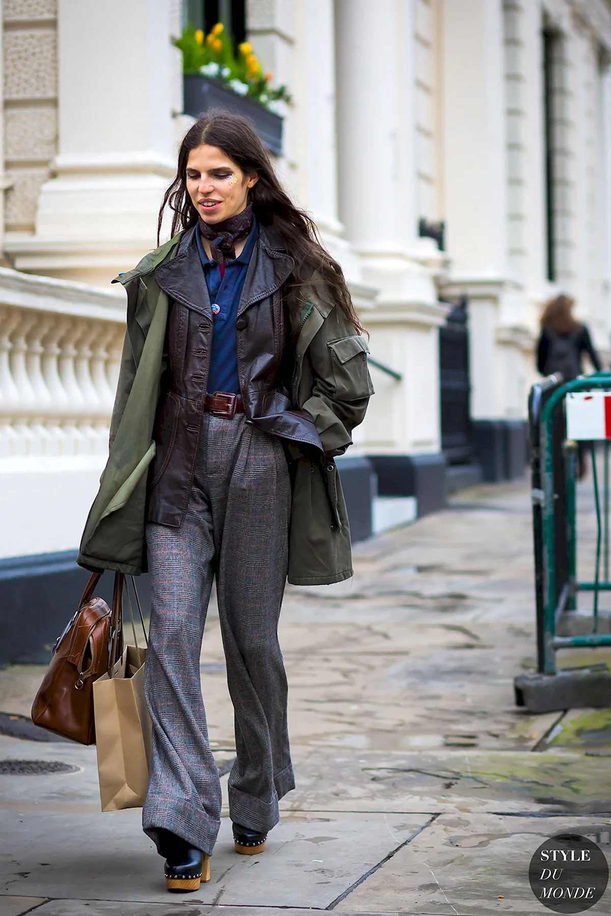 Одеться в 15