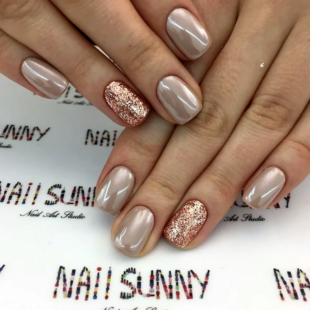 Маникюр гель лак светлые тона с втиркой