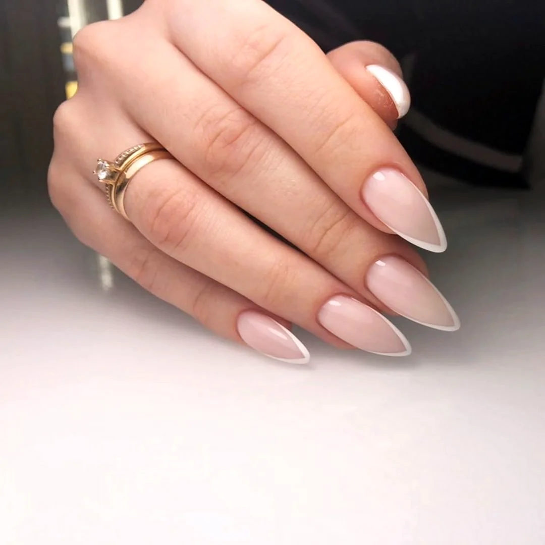 Нюдовый миндаль 2022