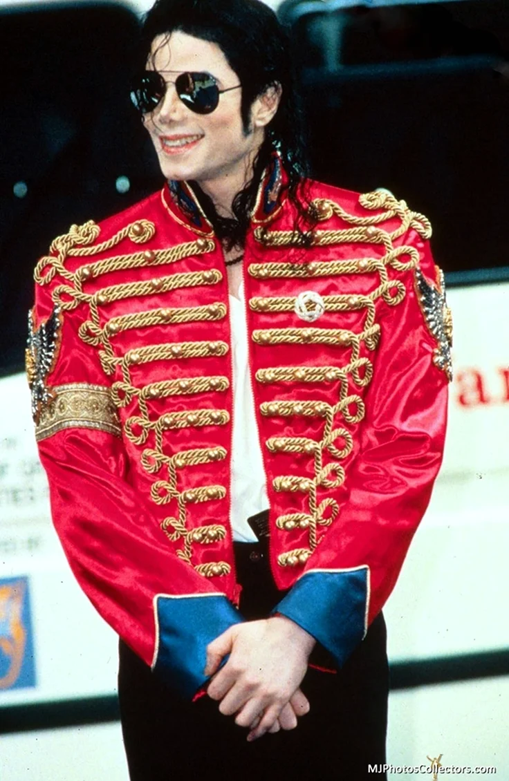 Майкл Джексон