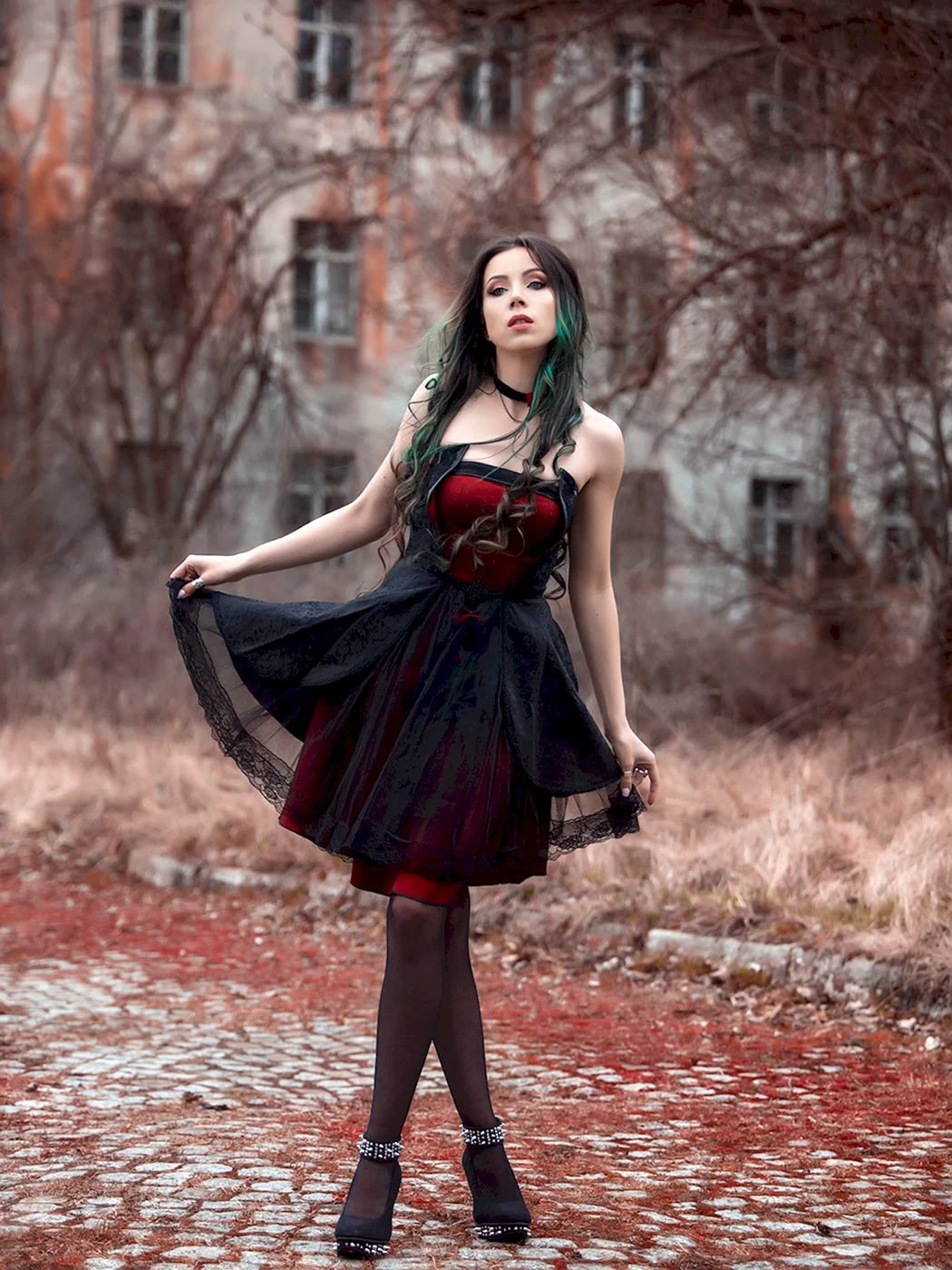 Платья референс Готика красное