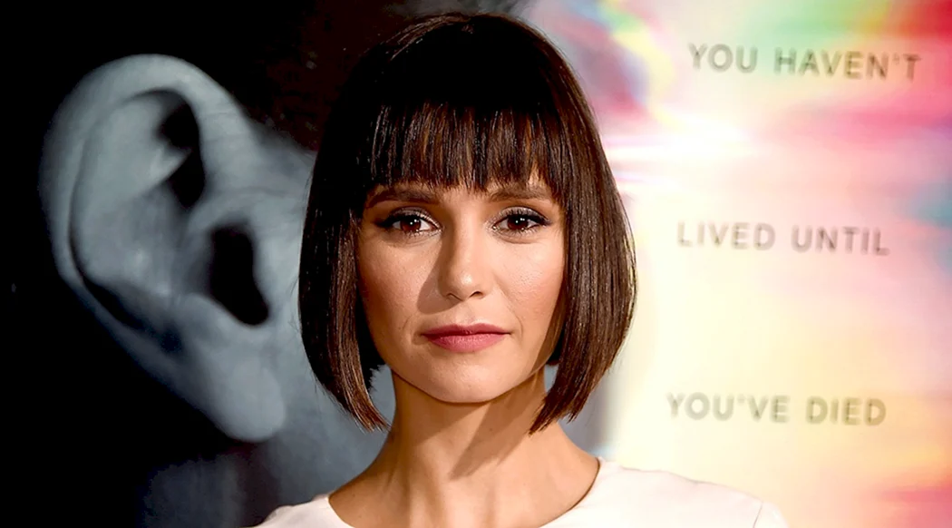 Нина Добрев с челкой