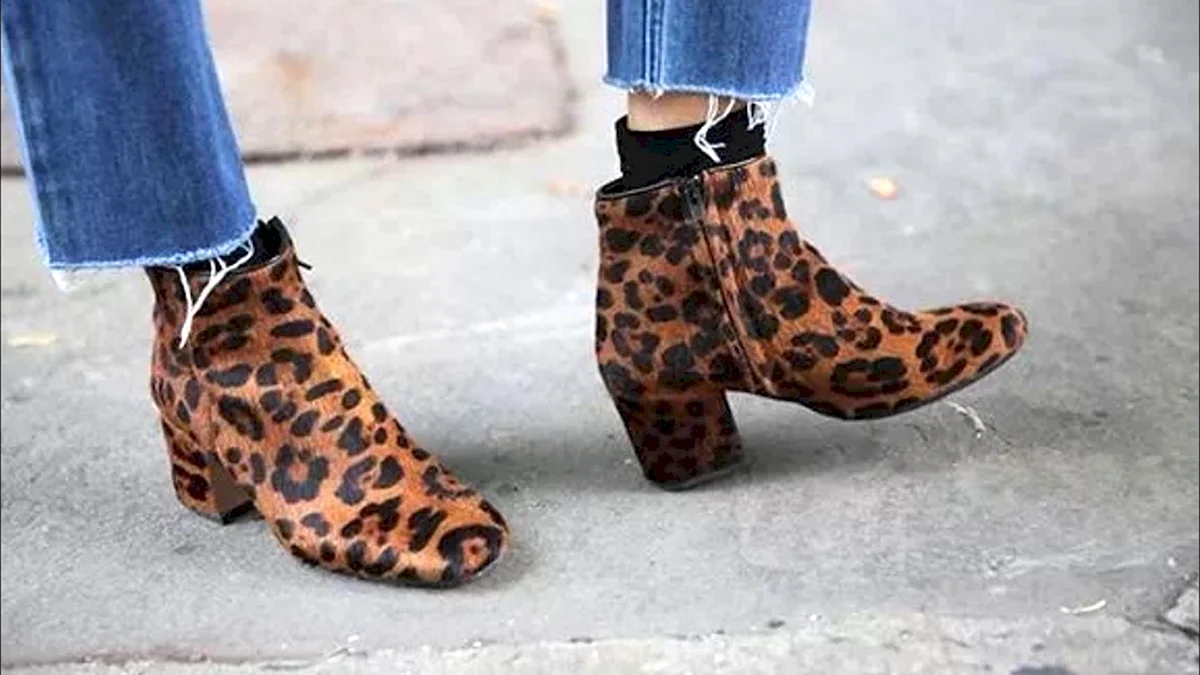 Леопардовые ботинки Zara