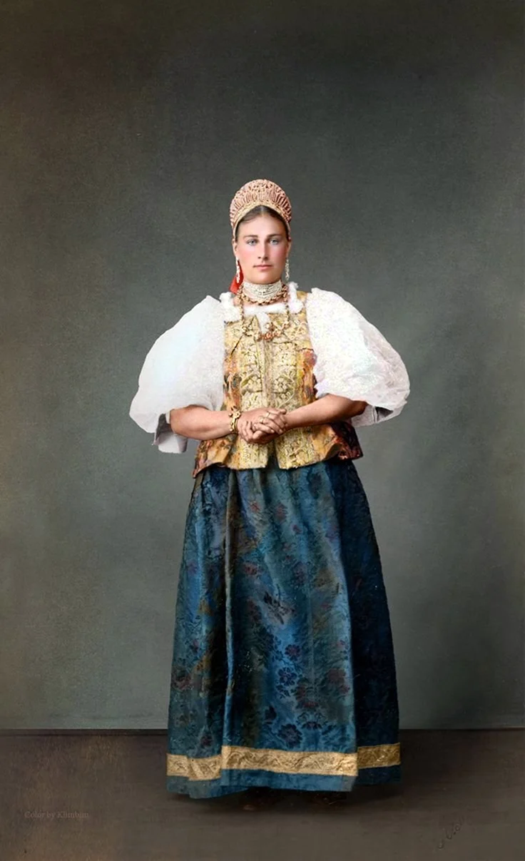 Наталья Шабельская русский костюм