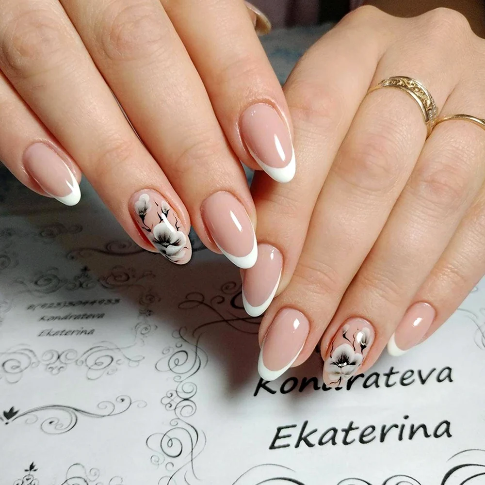 Ногти френч белый с рисунком овальные