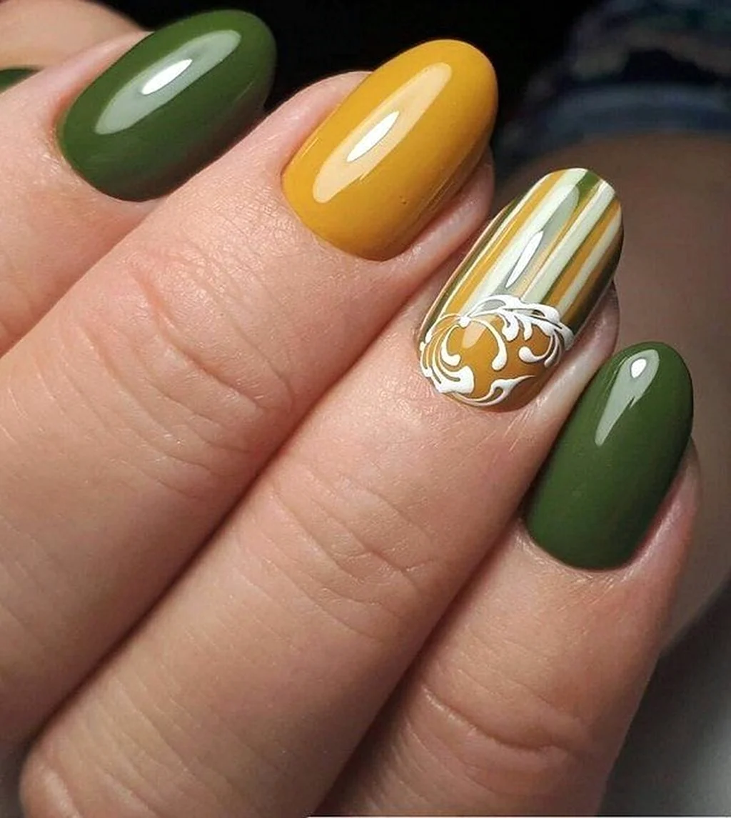 Оливковые ногти