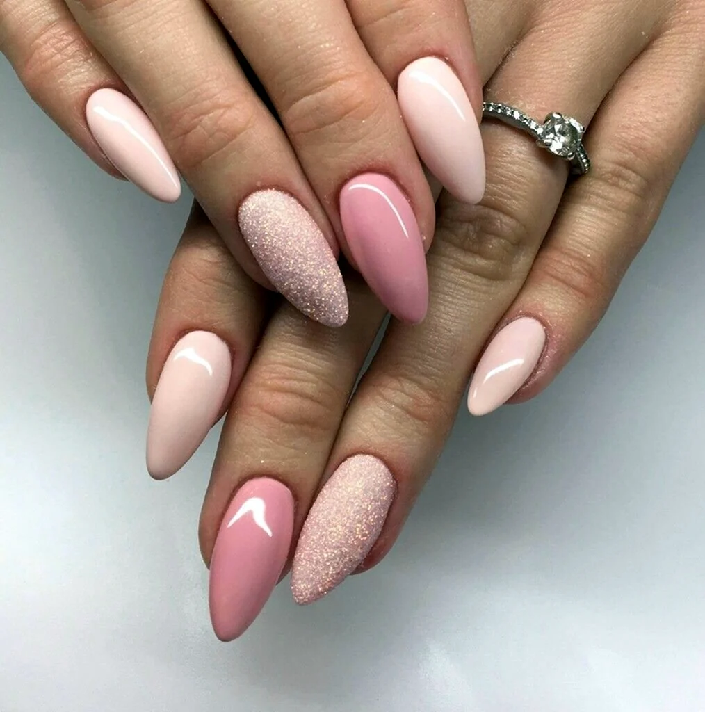 Manicure 2021 миндаль