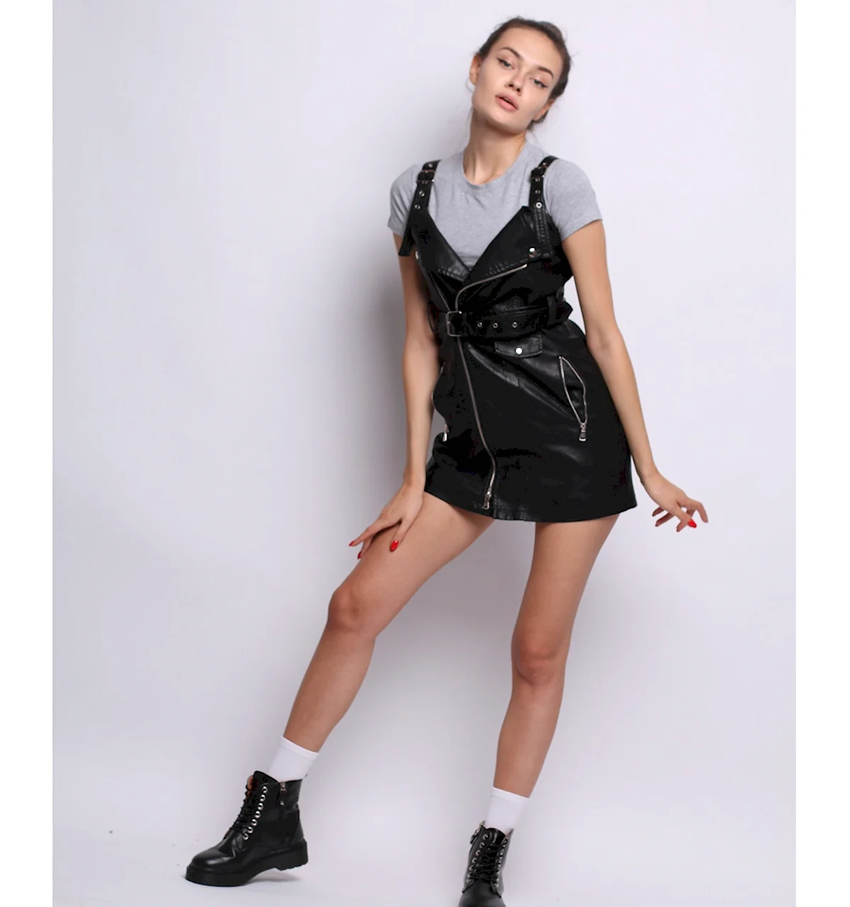 Сарафаны кожаные 2021 тренды