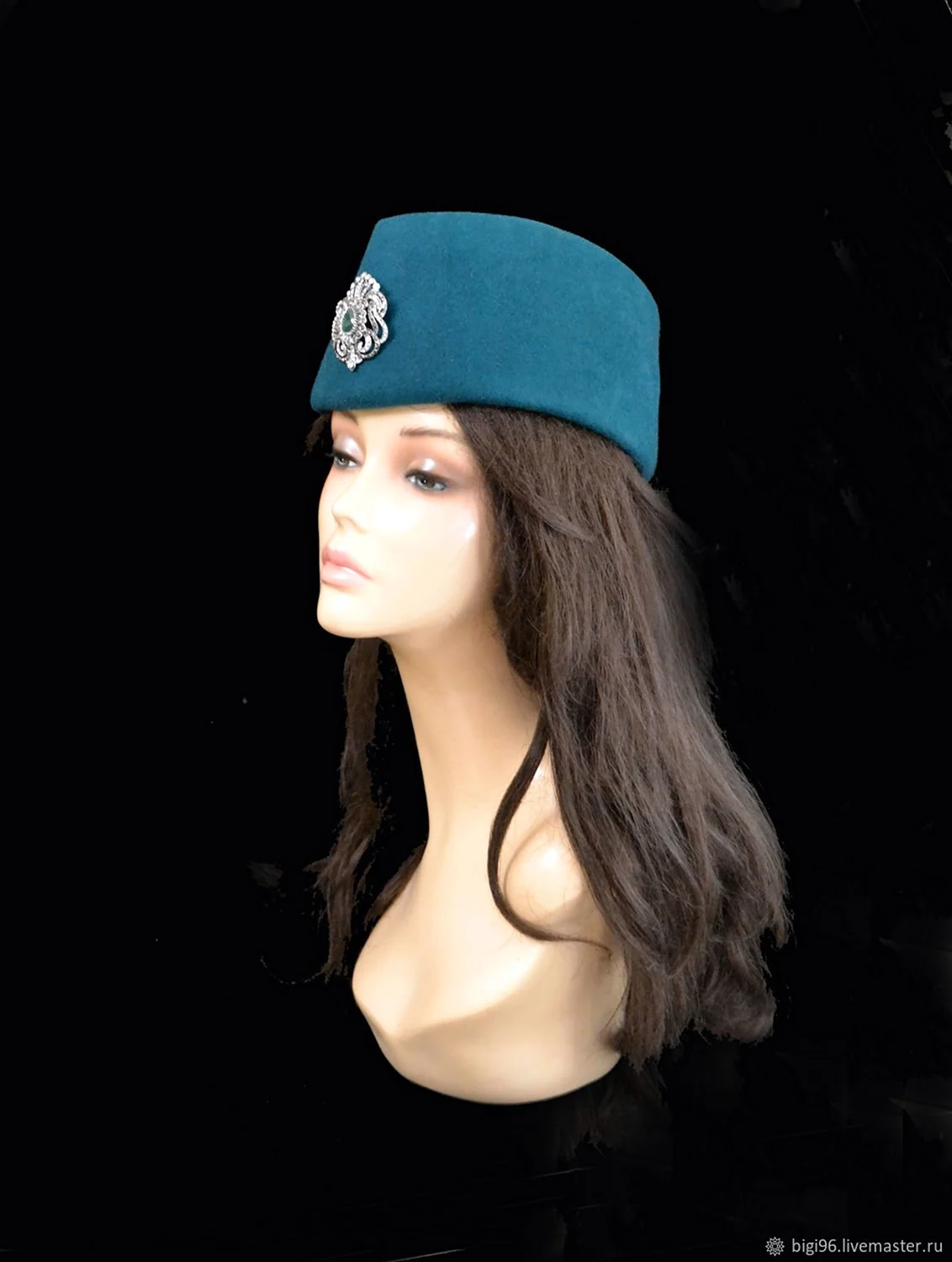 Шляпа пилотка