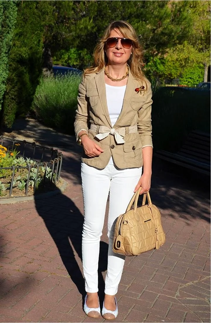 Повседневная одежда для женщин 40 лет